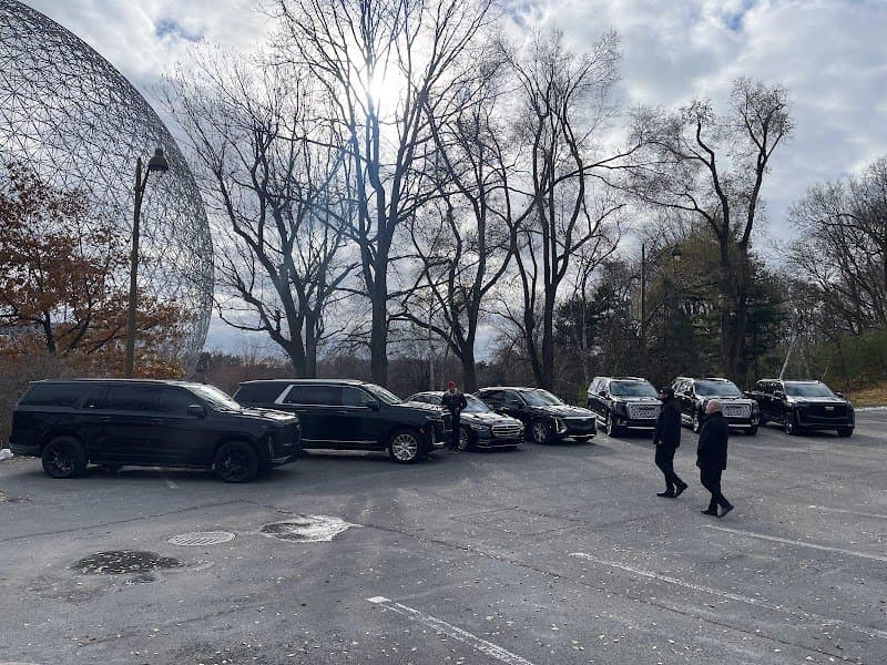 VIP Montreal Limo photo 2