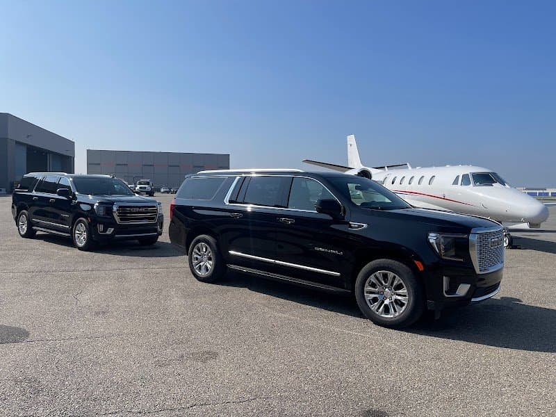 VIP Montreal Limo photo 3