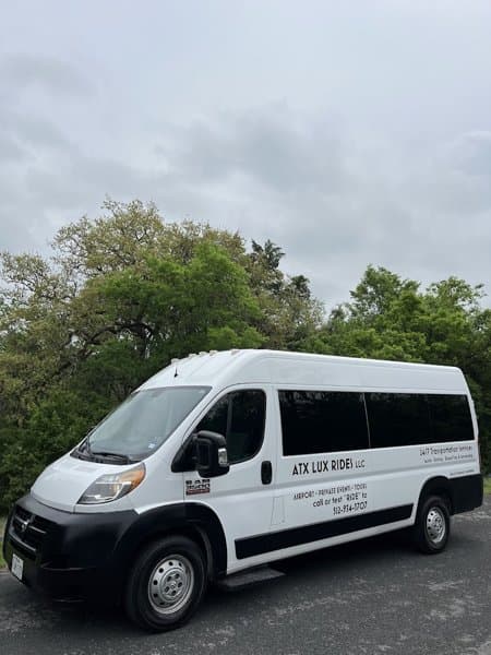 ATX LUX RIDES photo 4