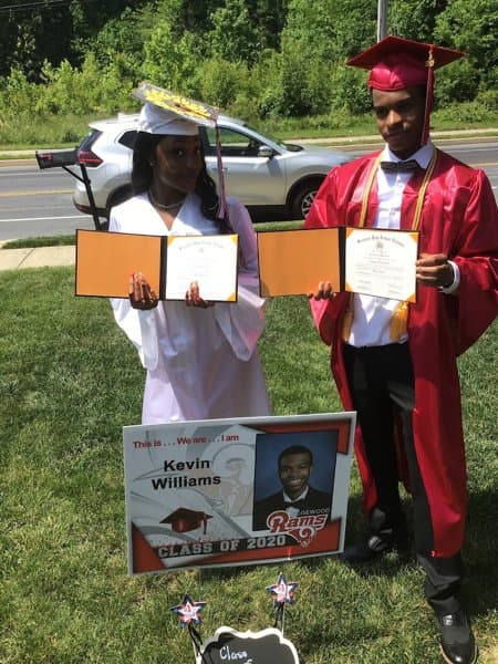 Couples Limousines photo 6