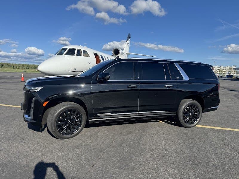 Delta Town Car photo 6