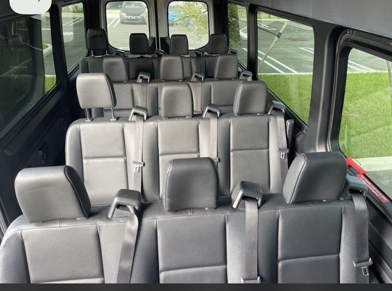 E Class Luxury photo 4