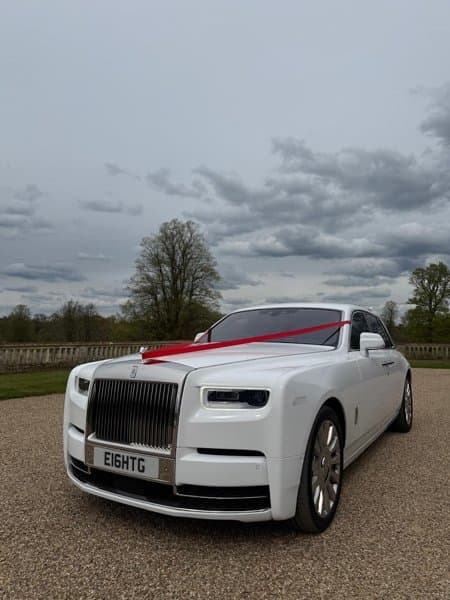 Grand Luxury Chauffeurs - Wedding Car Hire Specialist photo 5