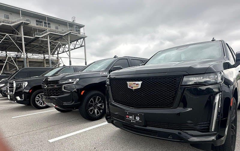 INDY EXECUTIVE LIMO photo 3