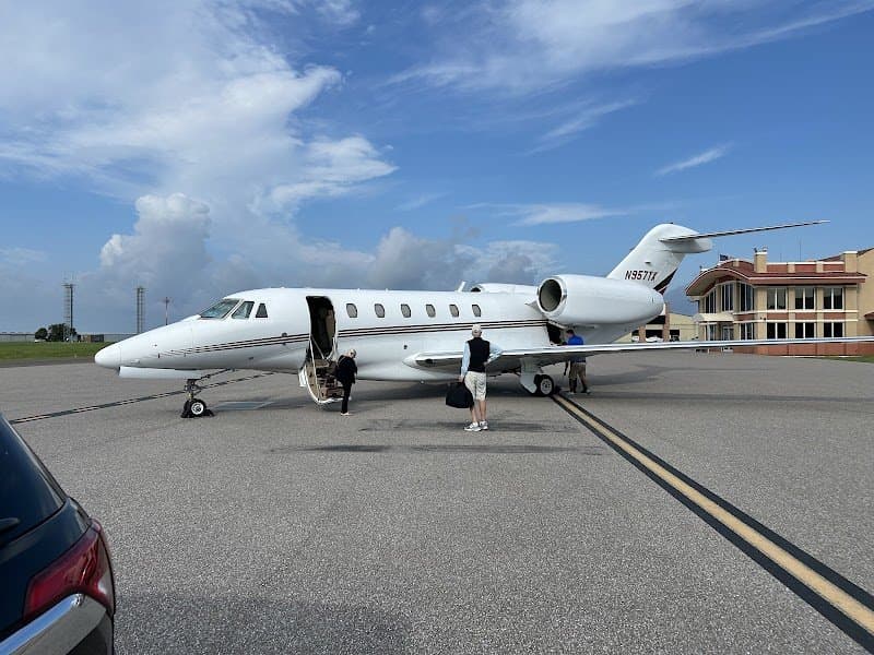 Island Time Transport photo 3