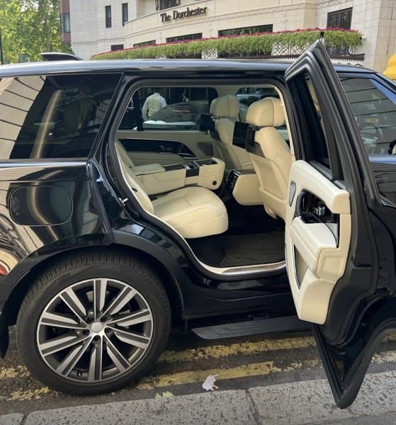 London prestige Chauffeurs, Luxury chauffeur Service, Chauffeur airport transfers تأجير سيارات مع سائق photo 4