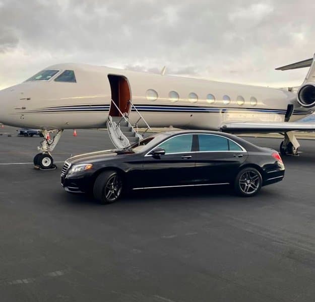 Metro Black Sedans photo 3