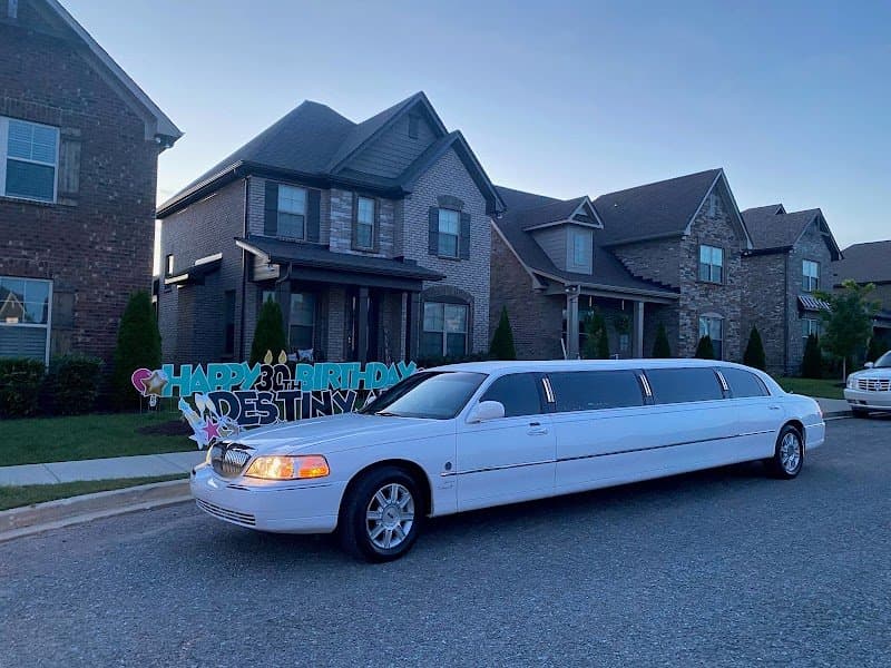 Metro Livery Charter Bus & Limousine Service Nashville Huntsville photo 5