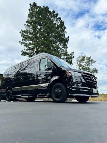 MGL Limo - Executive Black Car photo 2