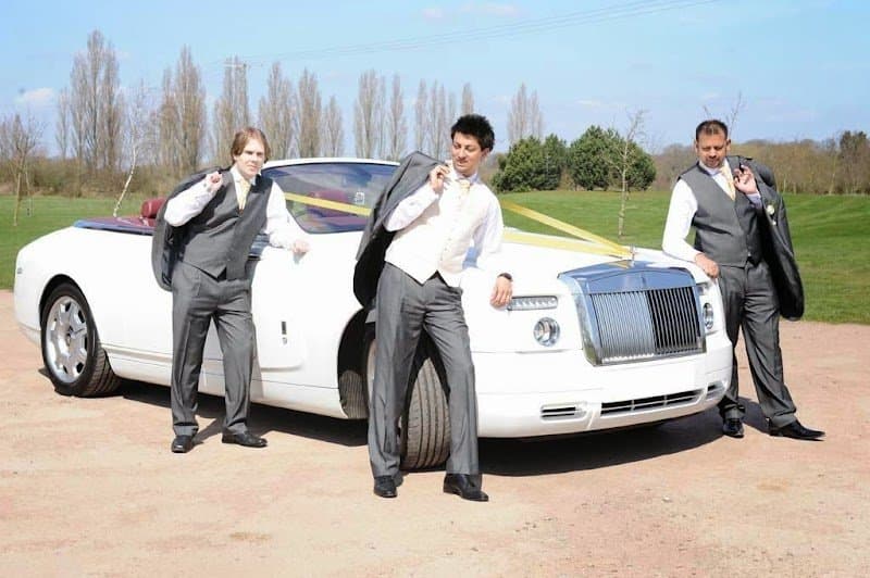 Occasions Luxury Cars (UK) Ltd photo 3