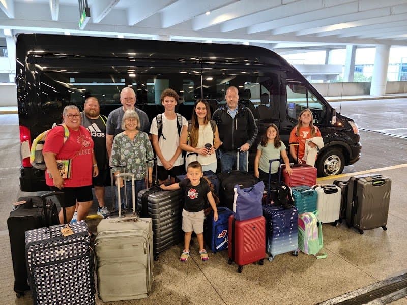 RManVan Limo & Luxury Car Services photo 5