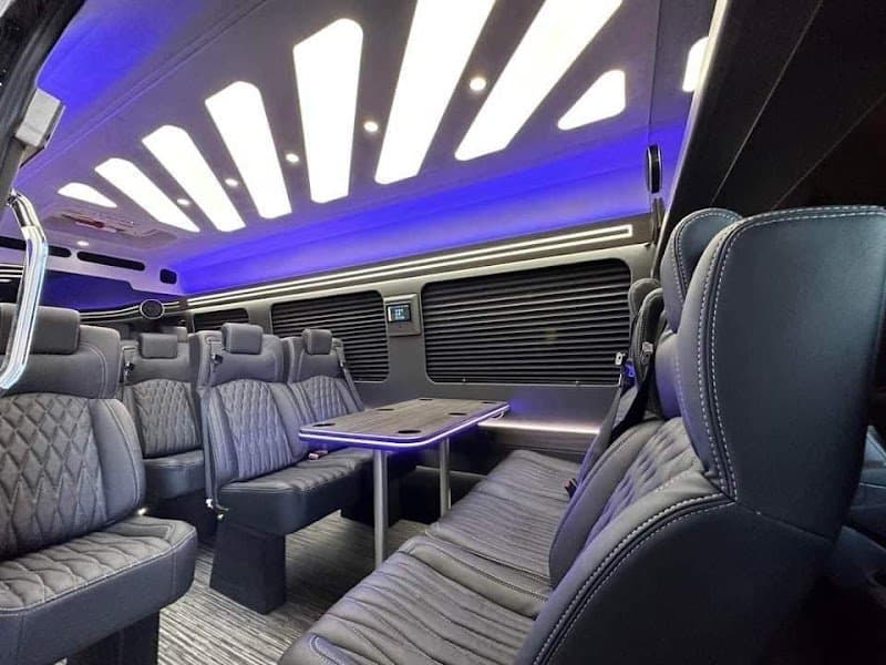 Seattle Black Limo Service photo 2