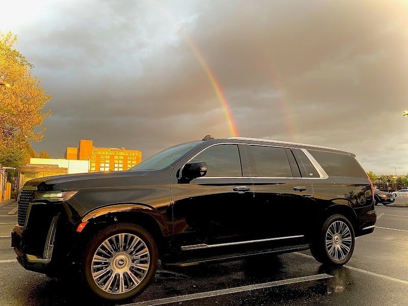 21st Century Limousine & Town Car photo 2