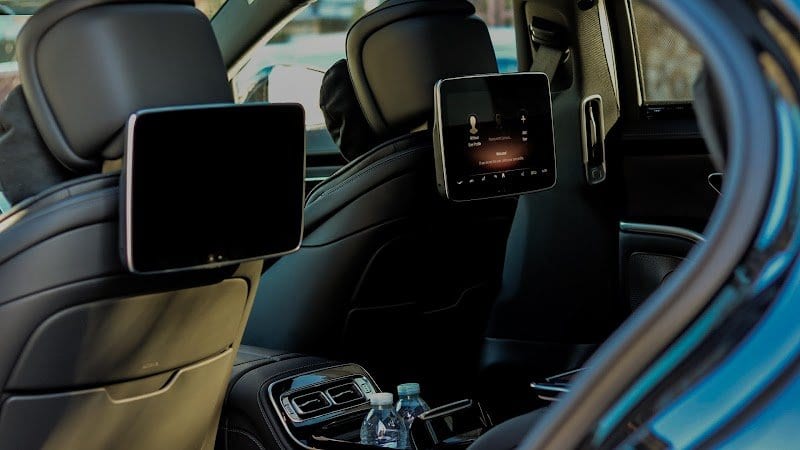 Chauffeur privé à Montréal - Luxuride Québec