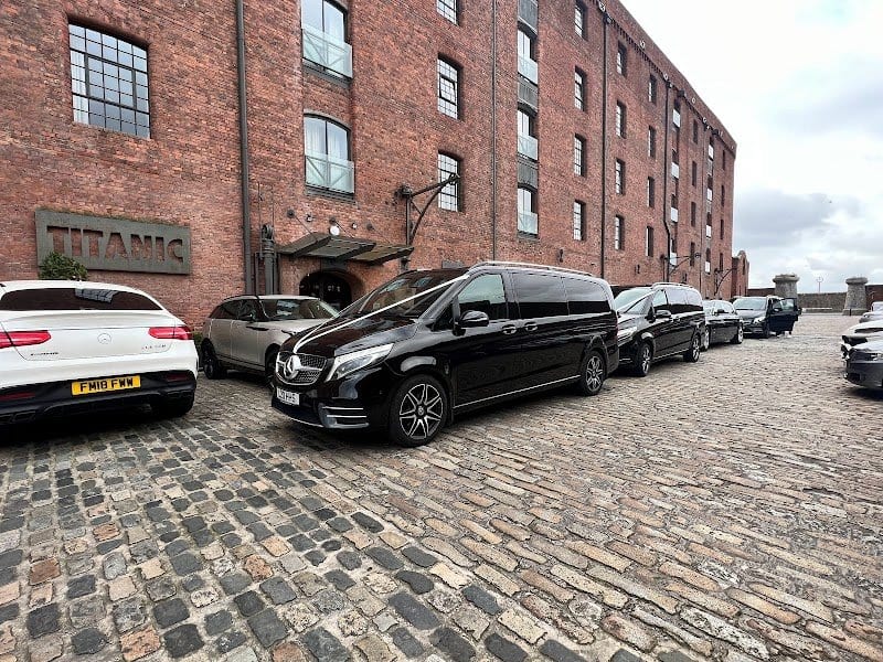 HHS Luxury ~ Executive & Corporate Chauffeurs photo 6