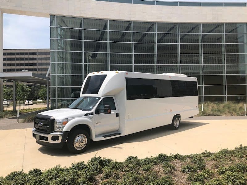 New Star Transportation - Houston Limousine Service photo 2