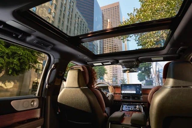 Portland Luxury Town Car & Limo photo 3