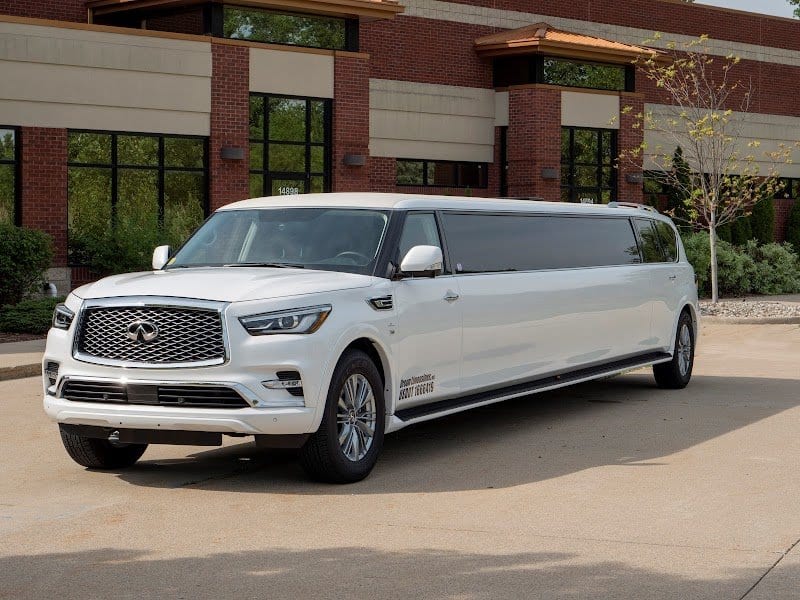 Satisfaction Limousines and Luxury Party Buses photo 3