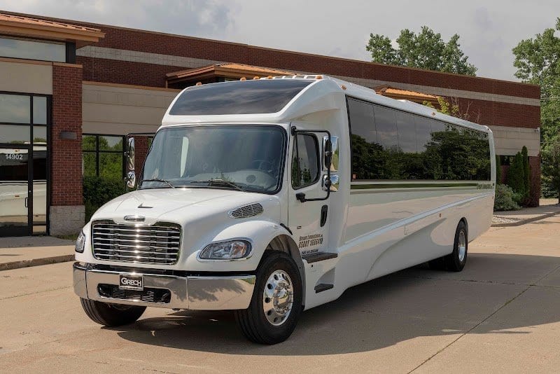 Satisfaction Limousines and Luxury Party Buses photo 4