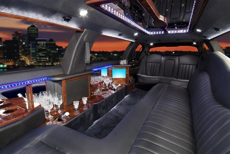 South Bend Luxury Chauffeur photo 3