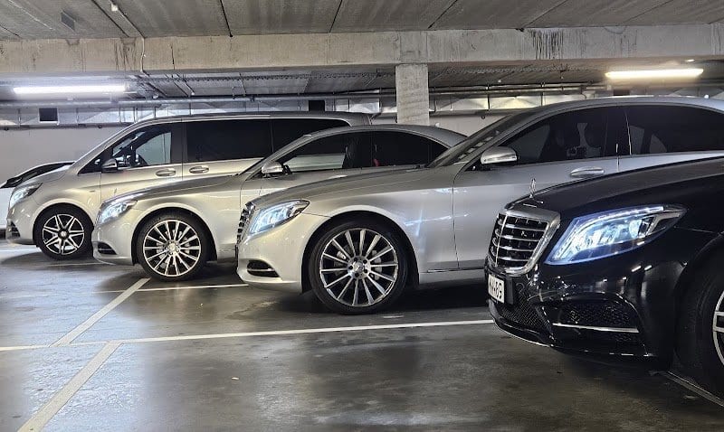 Titanium Premium Chauffeur Experience